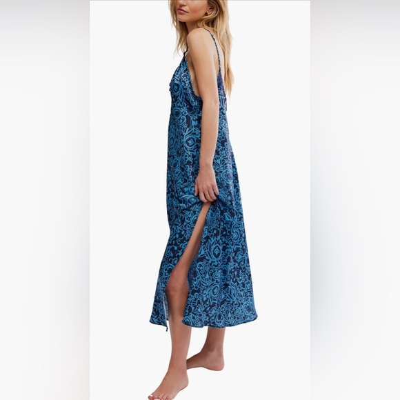 Someone like you midi slip NWOT navy combo - Picture 1 of 3